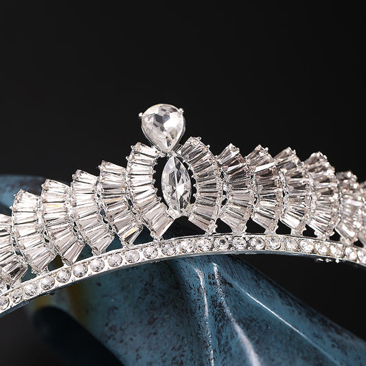 Simple Rhinestone Alloy Crown Hair Ornament