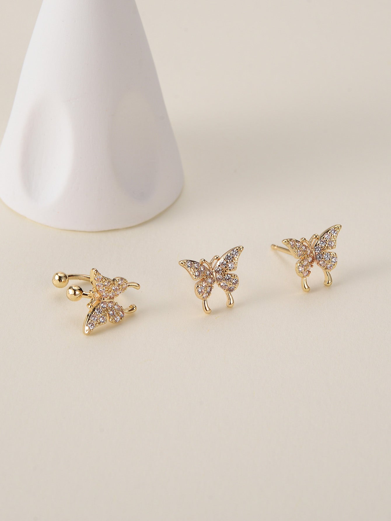 Women's Earrings Have Irregular PersonalityKnot Ear Clip