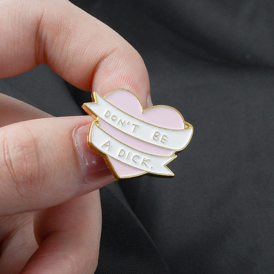 Personality Creative Love Brooch Alloy