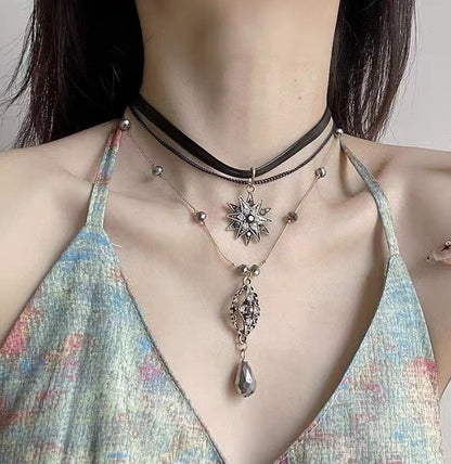Necklace 68