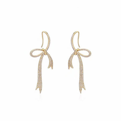 Show face thin earrings earrings