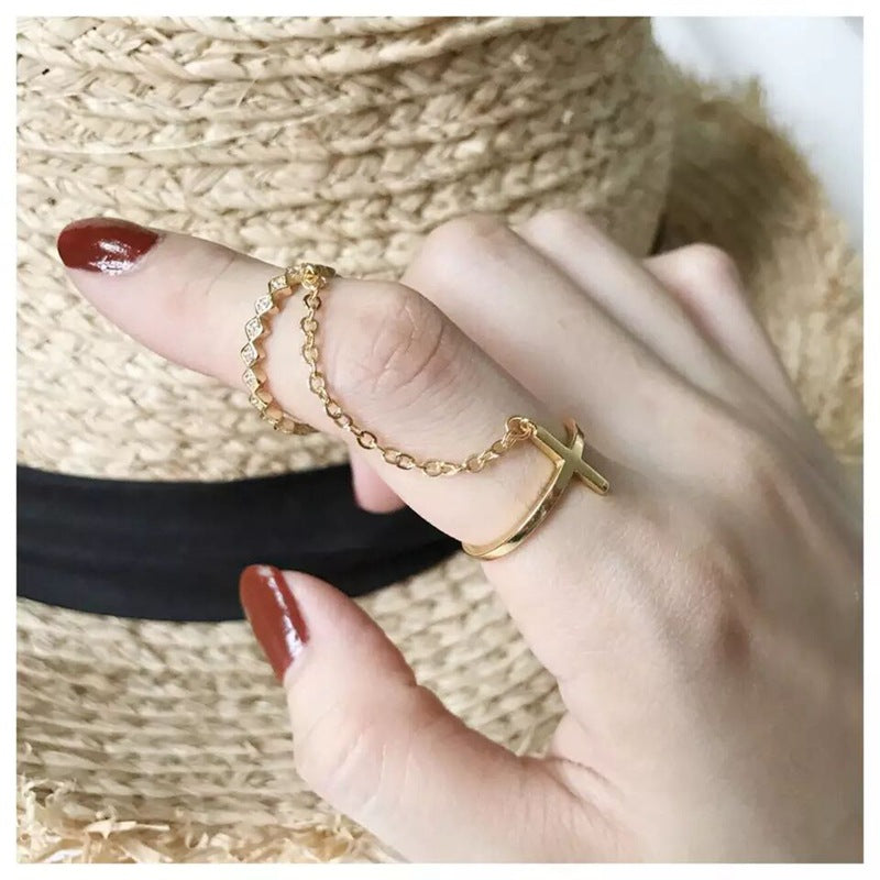 Cross chain ring