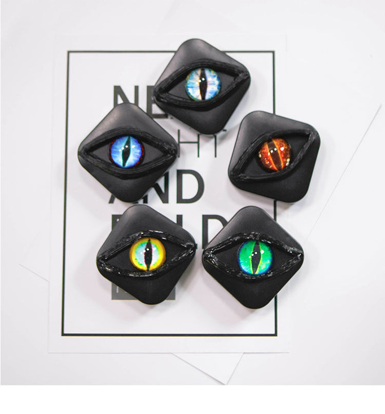 Cream gel contact lens