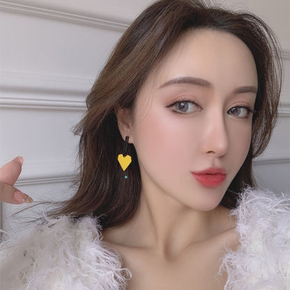 Love earrings female asymmetric earrings