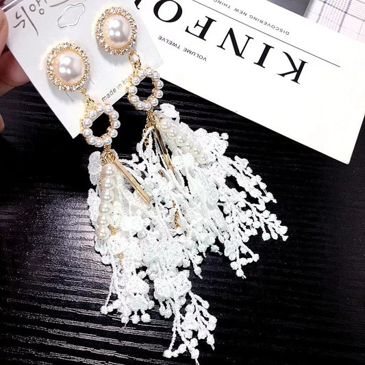 Personality Temperament Ladies Fringed Lace Flower Pearl Long Earrings Earrings Earrings Earrings Women