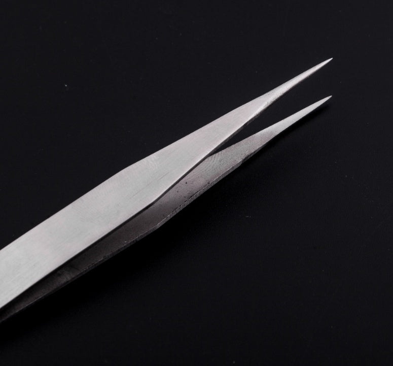 Ordinary elbow acne stainless steel tweezers