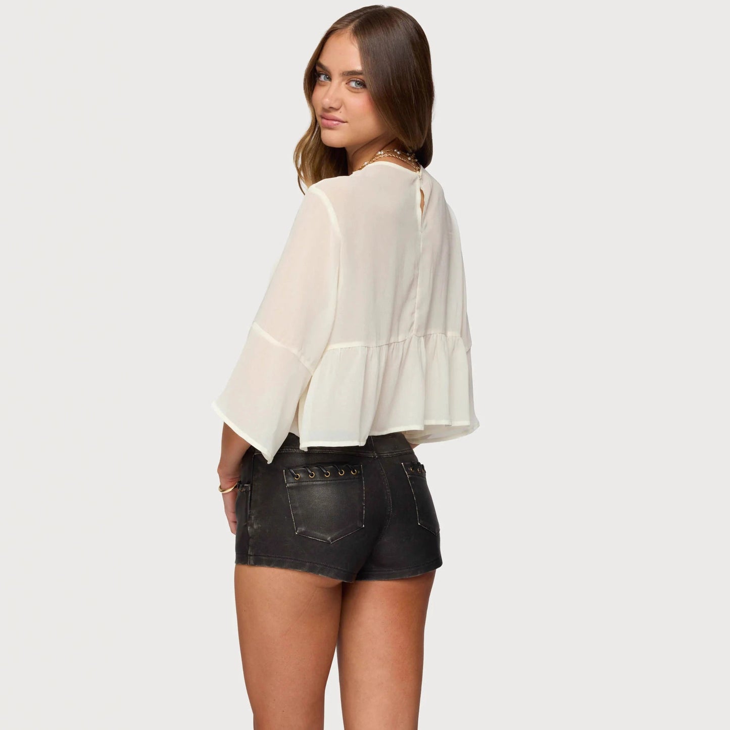 High-end Creamy-white Chiffon Top Fashion Casual T-shirt For Women