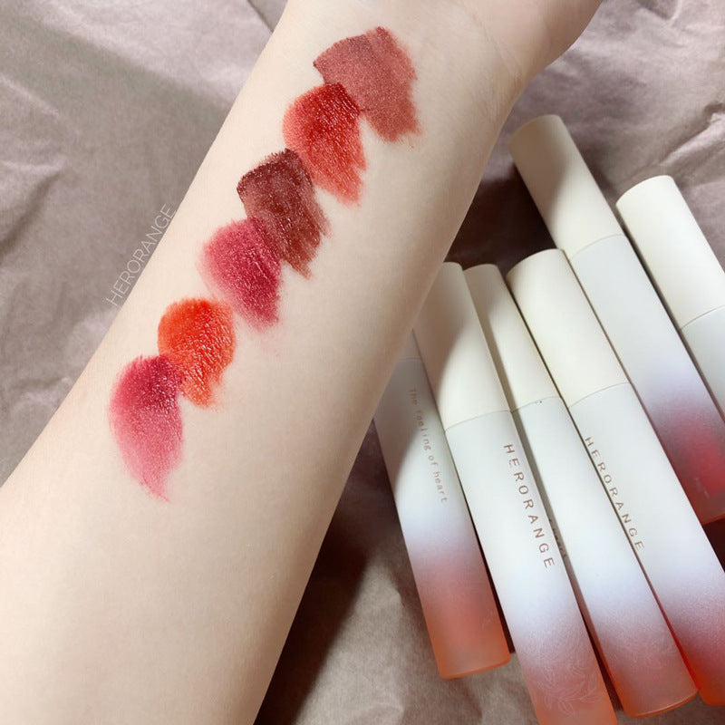 HERORANGE Celesta Velvet Lip Lacquer Matte Finish Lipstick Air Lip Gloss Lip Mud Female Student