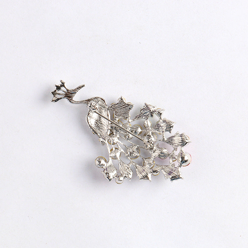 Fashion diamond inlaid peacock Brooch Pin