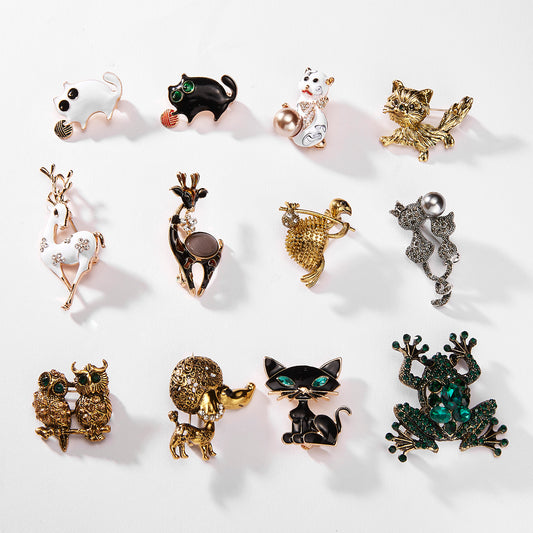 Christmas brooch