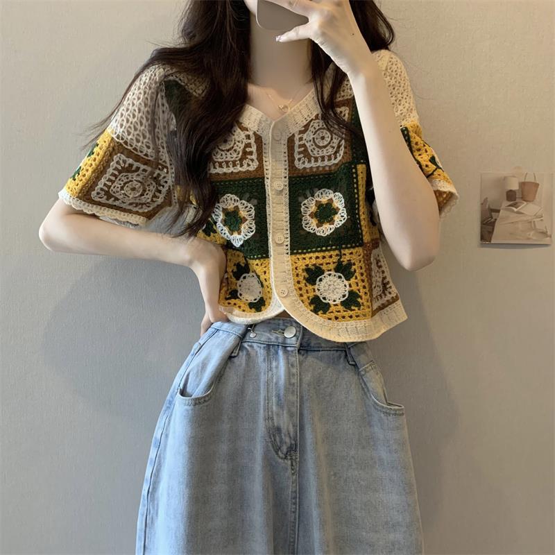 New Version Contrast Color Crocheted Hollow Cardigan Women V-neck Blouse
