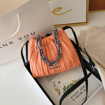 Designer Women Bags Drawstring Bucket Bag with Thick Chain Crossbody Bag