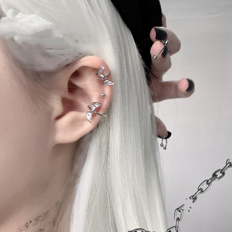 Bat Ear Clip Non-pierced Earrings For Women Cool Personalized Cold Style Punk Handsome Hip Hop Ear Clip Painless Ear Studs