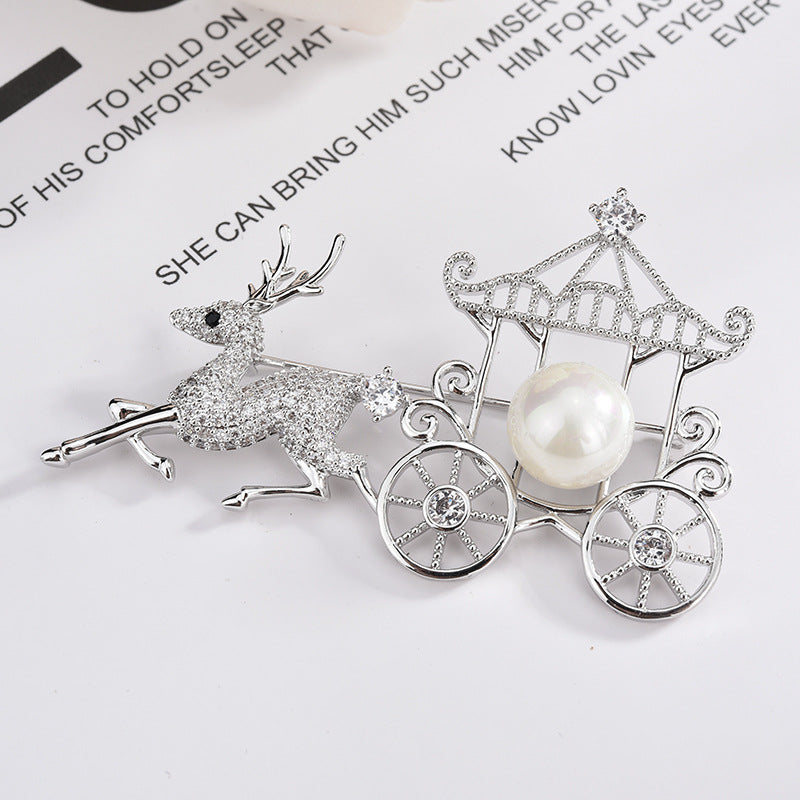 Fawn Zircon Brooch