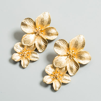 Flower earrings, golden petals, earrings