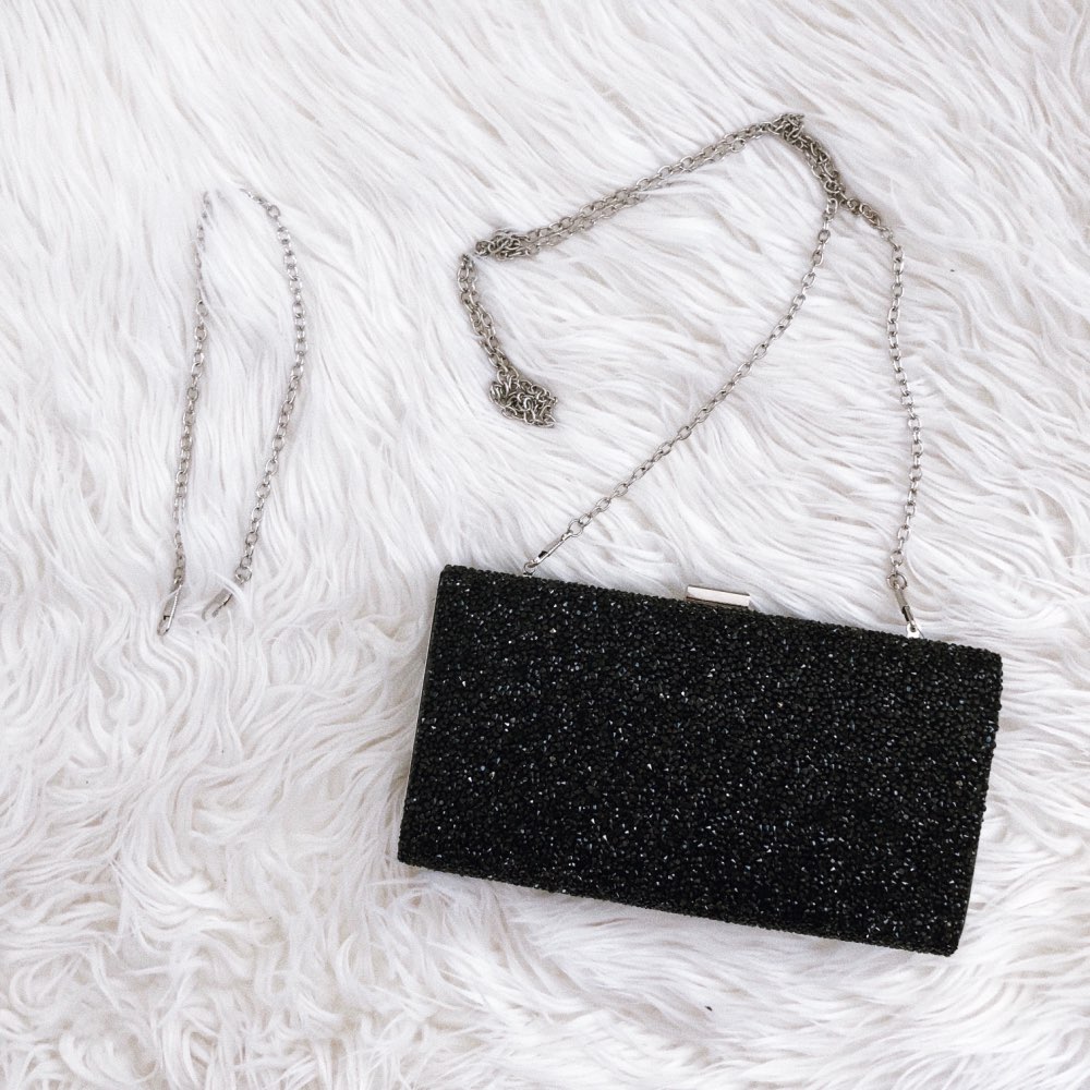 Diamond-encrusted clutch