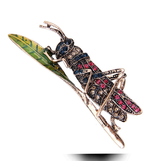 Insect temperament lady brooch brooch