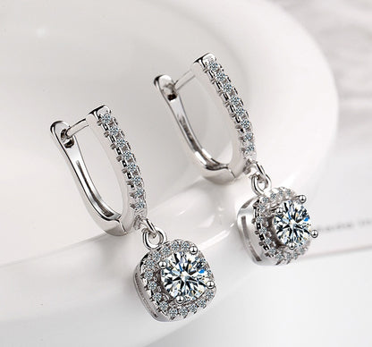 Ear Clip Women's Diamond Inlaid Short Hollow Zircon Earrings