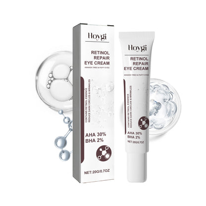 Retinol Eye Cream Moisturizing Application