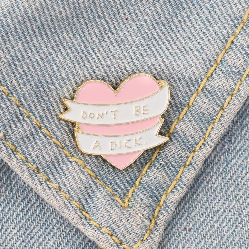 Personality Creative Love Brooch Alloy