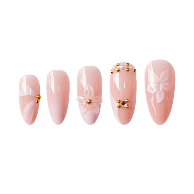 Almond Type Fake Nails Simple White Three-dimensional Water Ripple