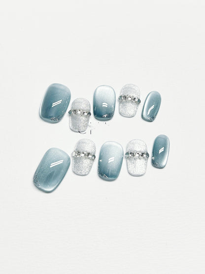 Original Creative White High Sense Fake Nails
