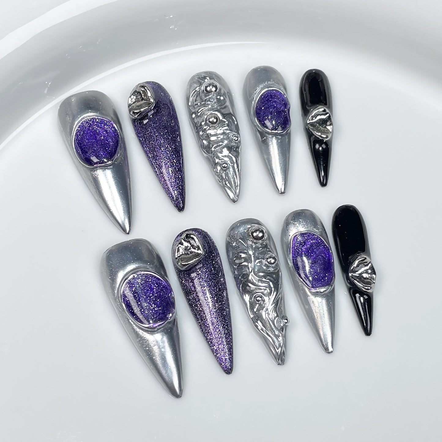 Sweet Cool Retro Style Nail Stickers Wearable Fake Nails