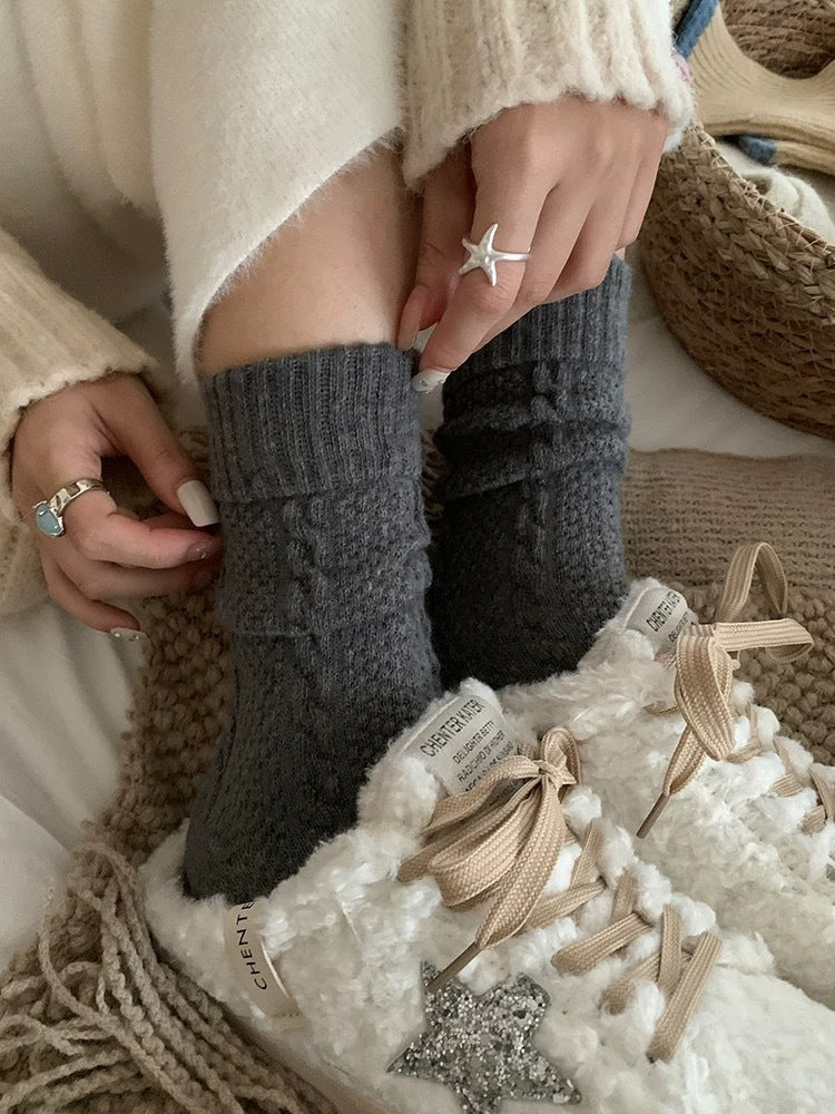Womens Cable-Knit Wool-Blend Thickened Fleece-Lined Plush Warm Sleep Socks For Winter