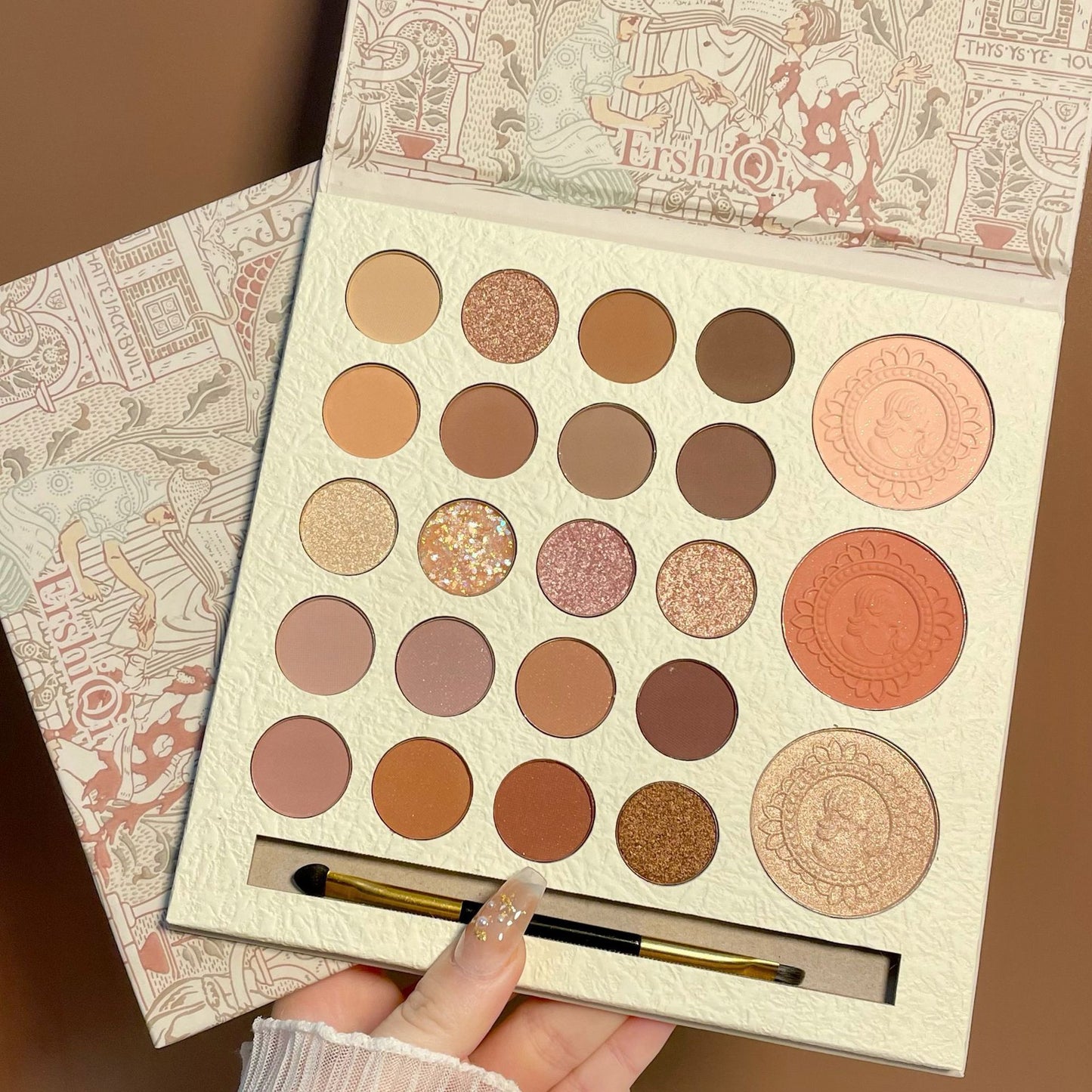 Unswerving Pledge Eyeshadow Palette Sequin Waterproof Blush Matte