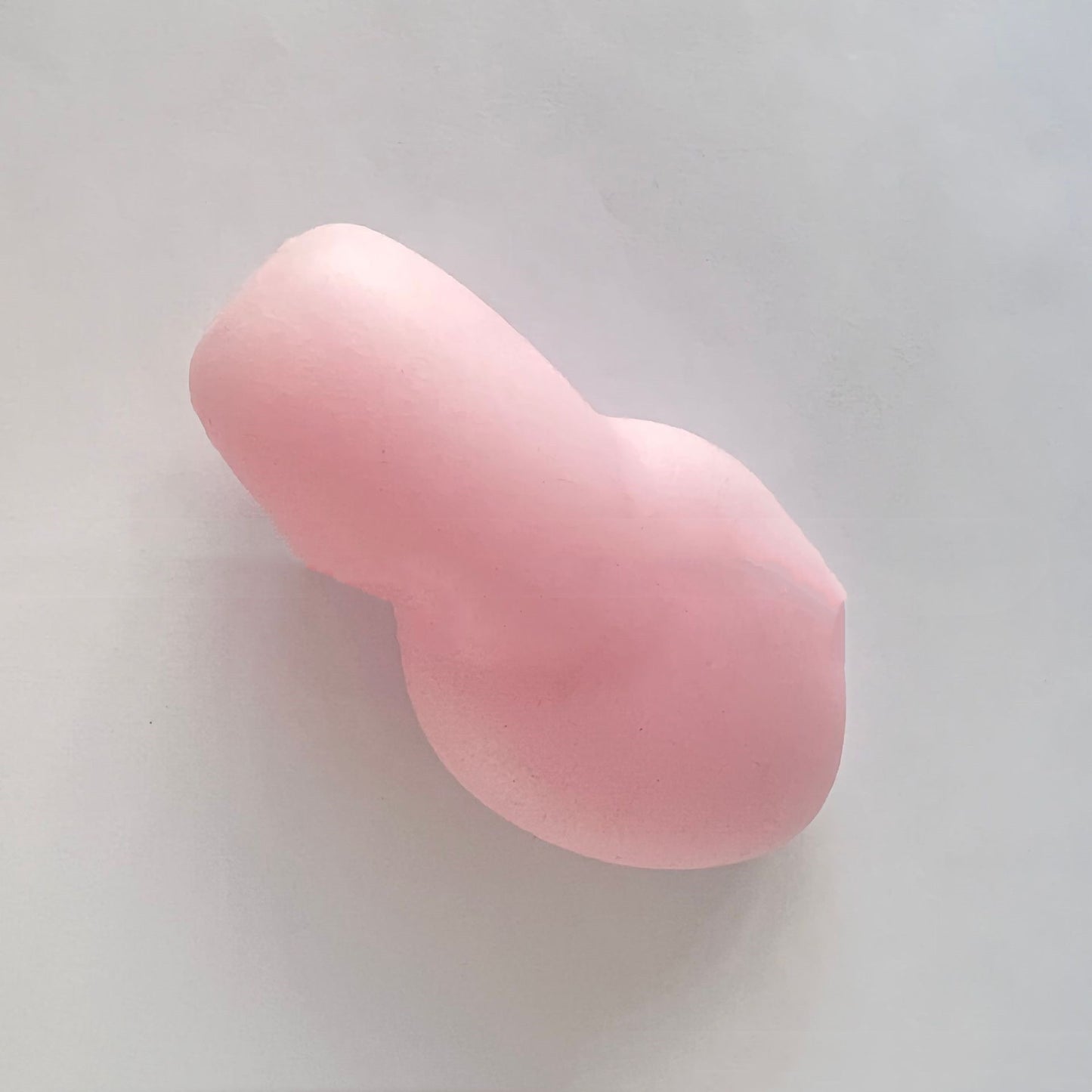 No Powder Puff For Makeup Tongue Shape