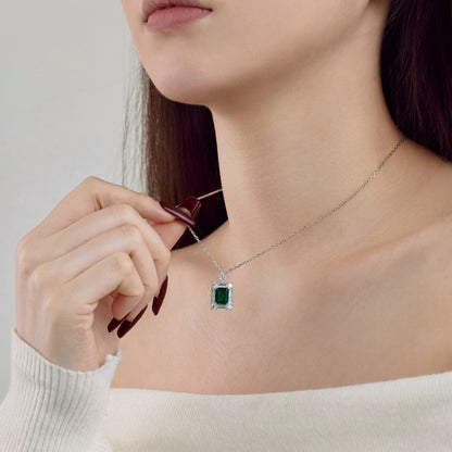 Emerald Main Stone Geometric Necklace For Women