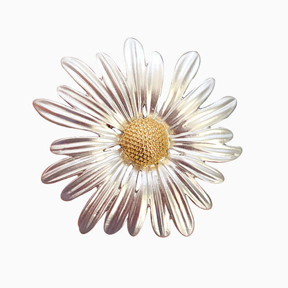 Chic Sweet Daisy Little Bee Brooch Women