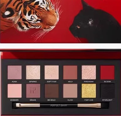 Explorer Twelve-color Animal Eye Shadow Plate