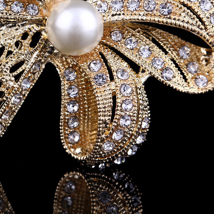 Diamond-encrusted Bow Brooch High-end Clothing Brooch