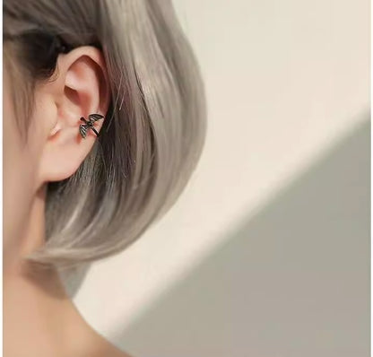 Bat Ear Clip Non-pierced Earrings For Women Cool Personalized Cold Style Punk Handsome Hip Hop Ear Clip Painless Ear Studs